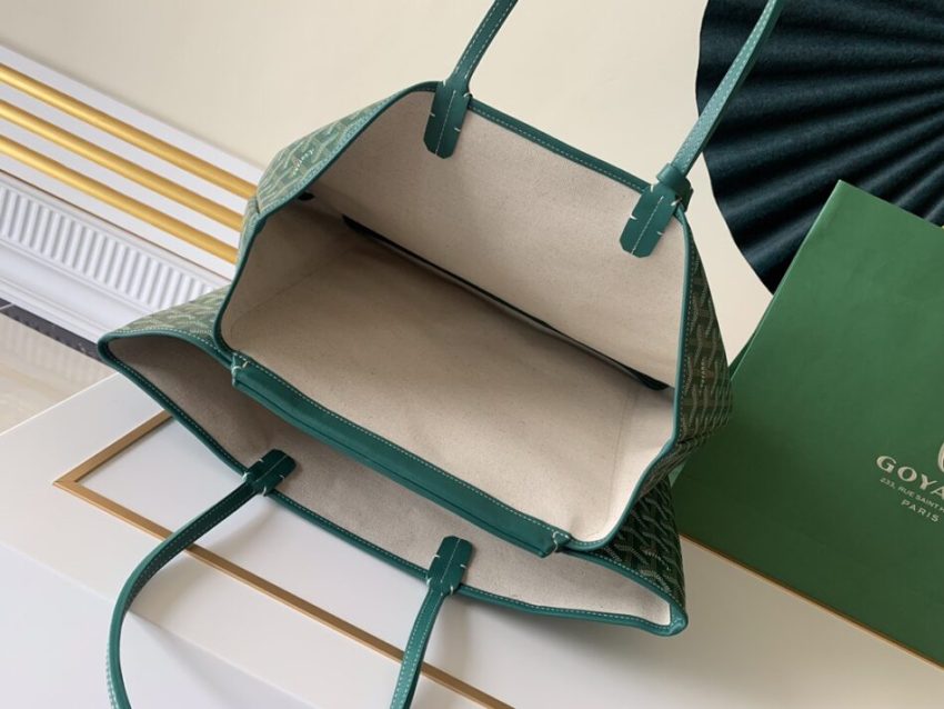 20191015_i1571137001_1016_6 Replica Goyard Isabelle Green - Image 2
