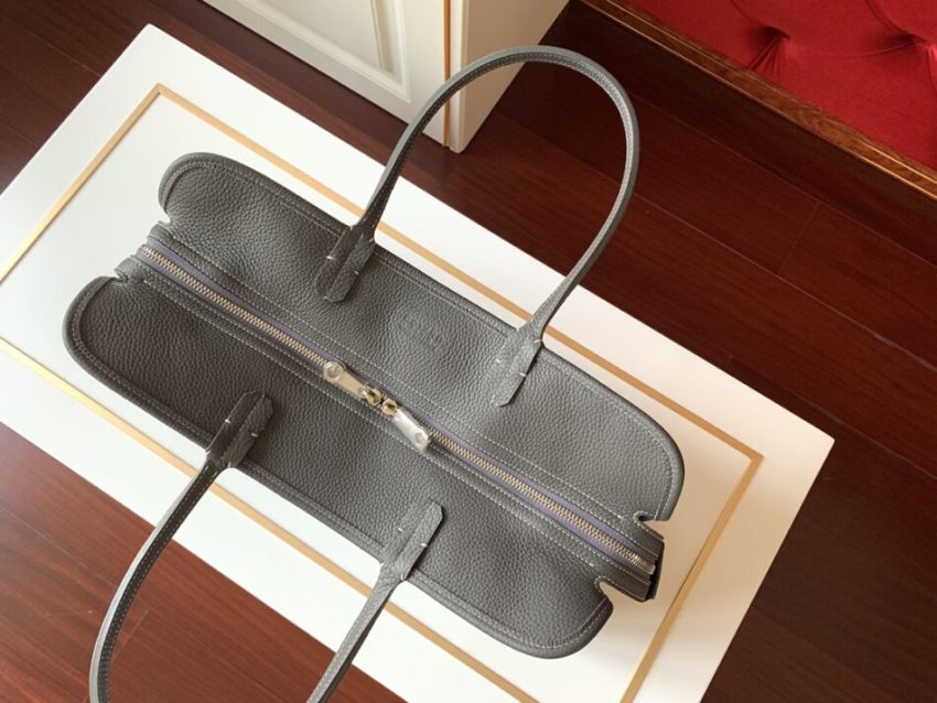 20200105_i1578155340_7100_3 Replica Goyard Hardy Grey - Image 5