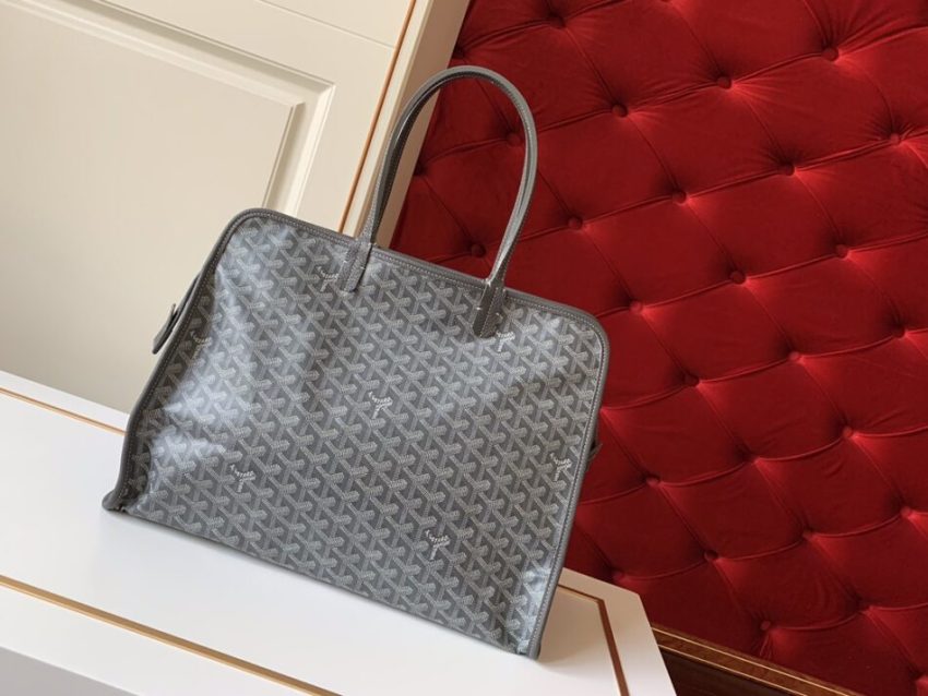 20200105_i1578155340_7351_2 Replica Goyard Hardy Grey - Image 6