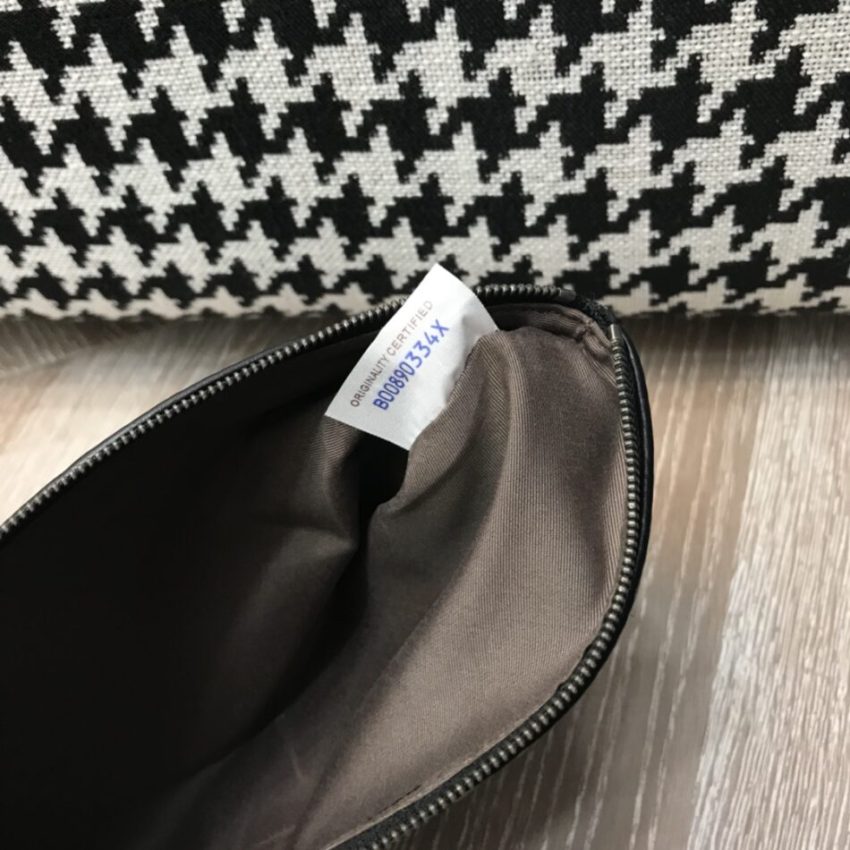 20200406_i1586150984_252_6 Replica Bottega Veneta Envelope Pouch - Image 2