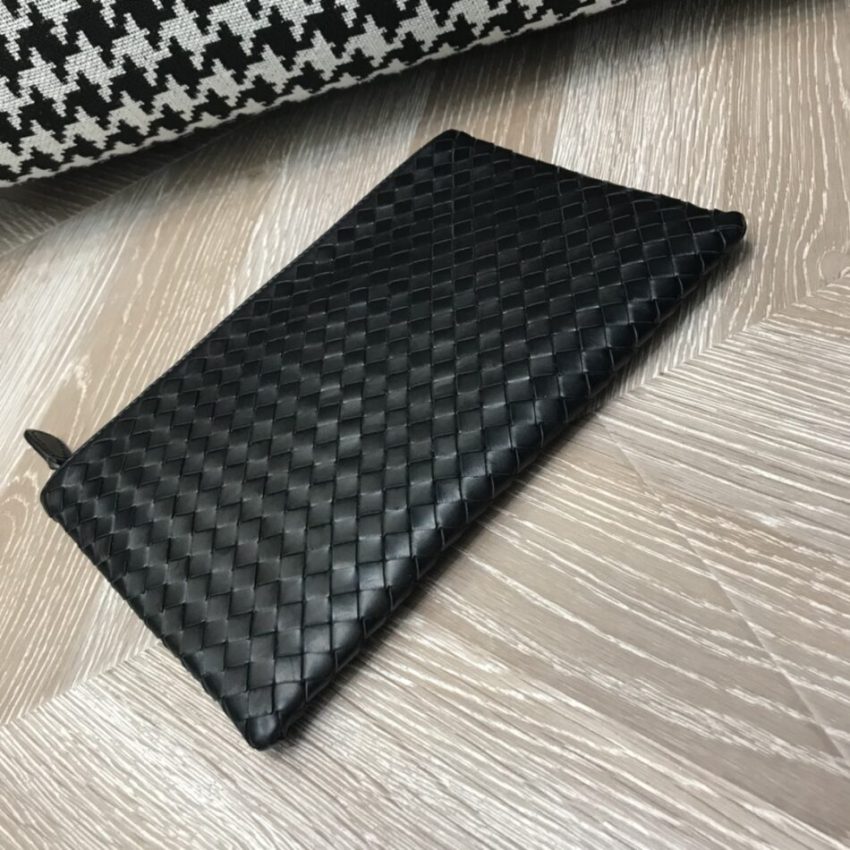20200406_i1586150984_6587_2 Replica Bottega Veneta Envelope Pouch - Image 8