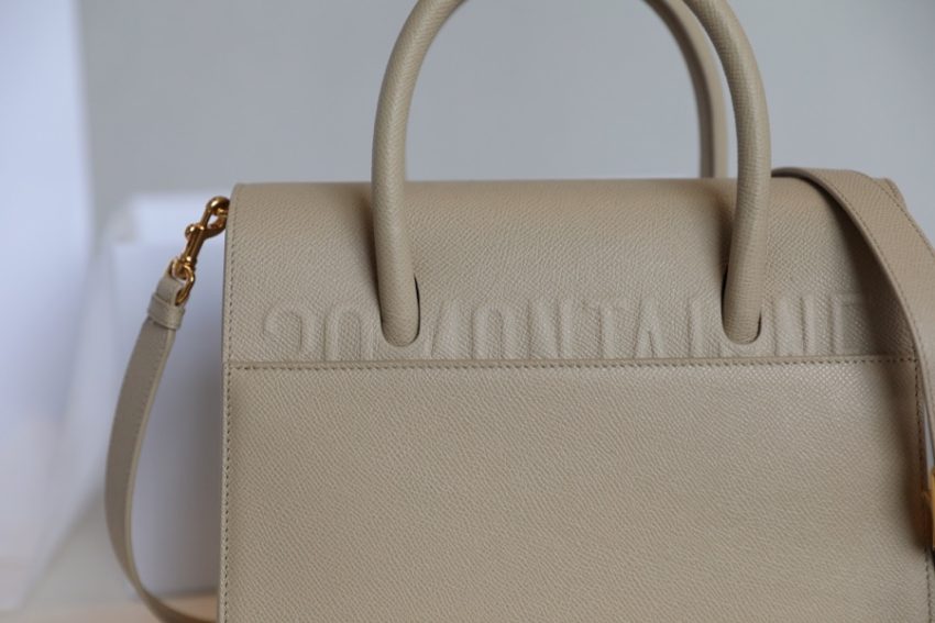 20201103_i1604391065_2894_8 Replica Dior St Honoré Tote Beige - Image 4