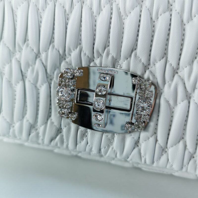20201105_a1604544552906_4381 Replica Miu Miu Crystal Handbag White - Image 5