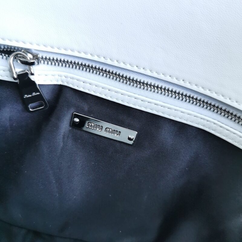 20201105_a1604544553723_5760 Replica Miu Miu Crystal Handbag White - Image 8