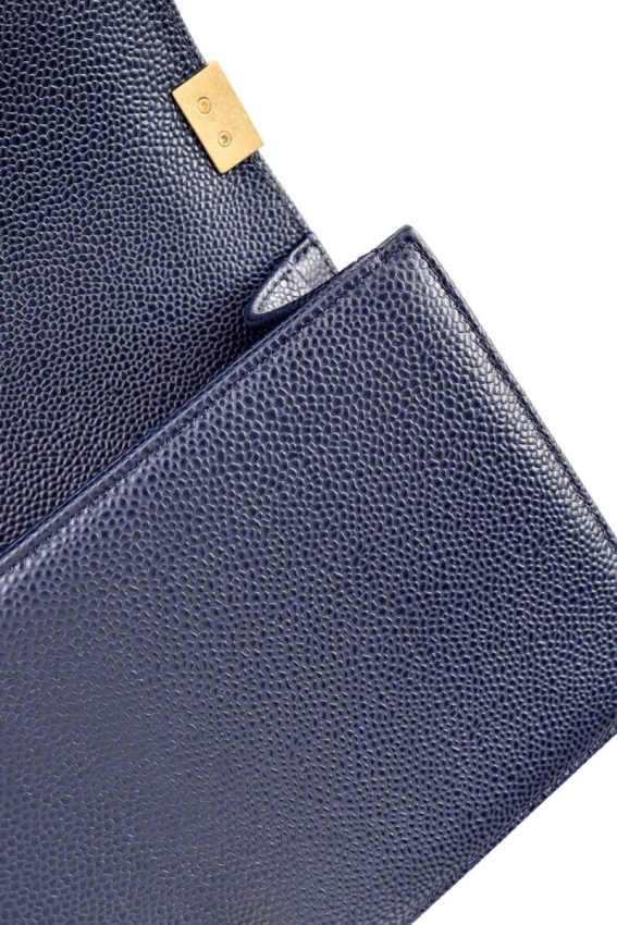 20210807_i1628332091_6330_4 Replica CHANEL Le Boy Dark Blue - Image 6