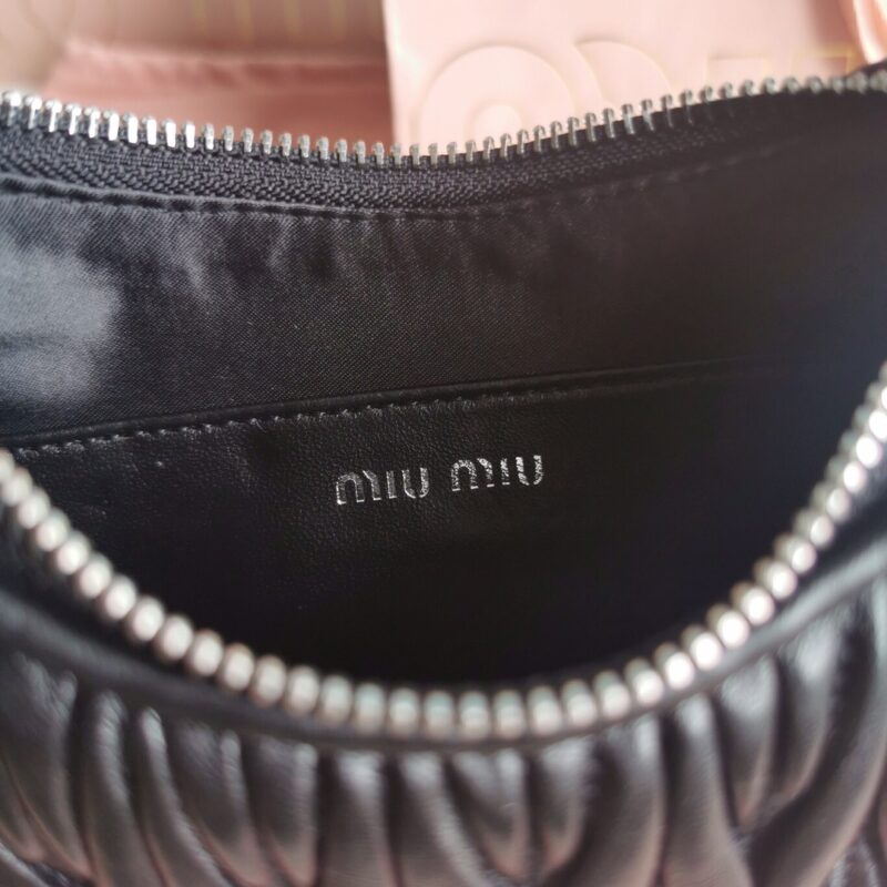 20210812_i1628751323_4421_7 Replica Miu Miu Matelassé Pearl Black - Image 3