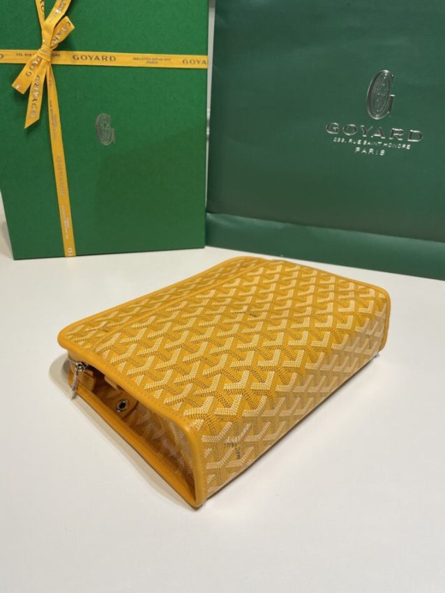 20211010_i1633846788_1200_3 Replica Goyard Jouvence Toiletry Bag Yellow - Image 5
