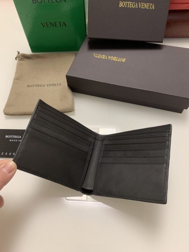 20220312_i1647100444_9452_4 Replica Bottega Veneta 2 Fold Wallet Exclusive - Image 8