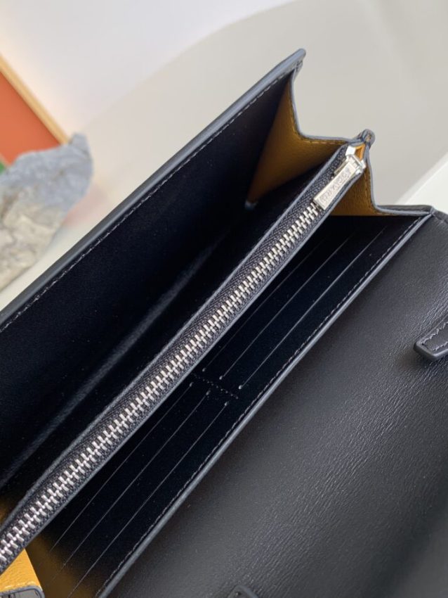 20220501_i1651383775_5880_7 Replica Goyard Varenne Continental Wallet Black - Image 5