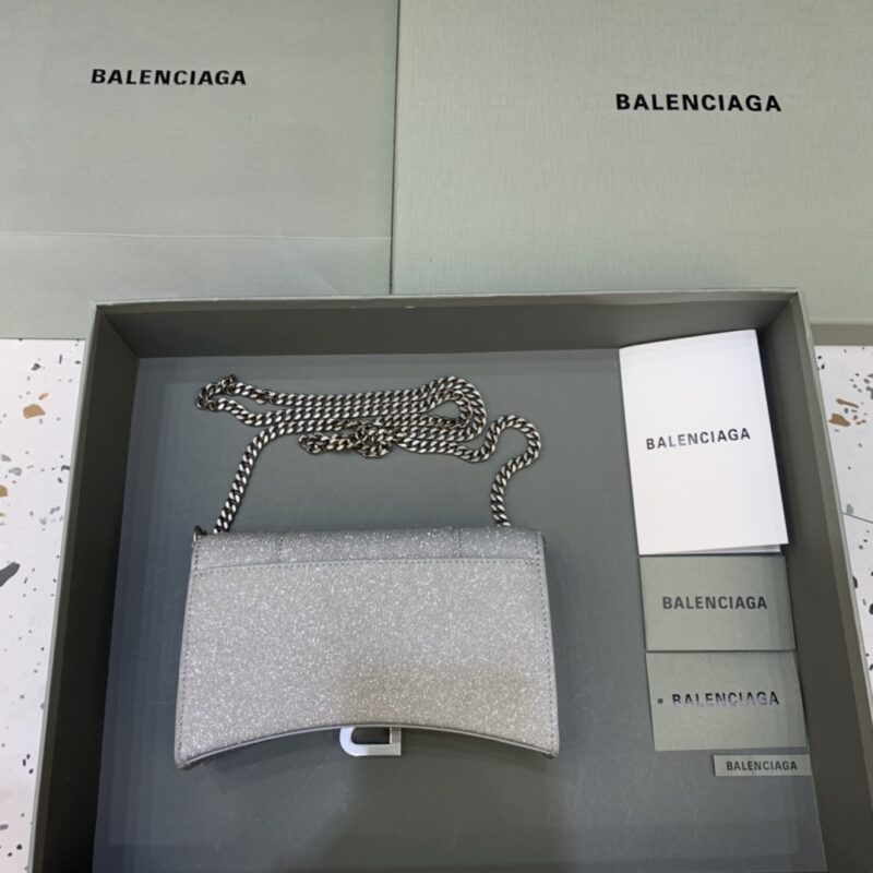 20220504_i1651633573_763_1 Replica Balenciaga Hourglass On Chain Shine Silver - Image 2