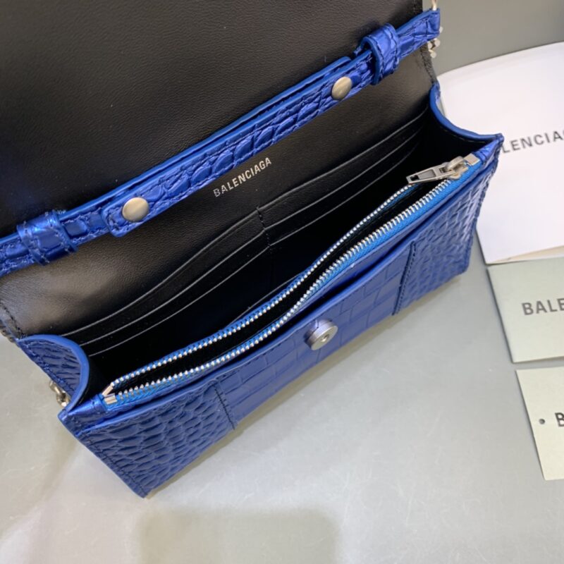 20220504_i1651633629_5166_6 Replica Balenciaga Hourglass On Chain Blue - Image 3
