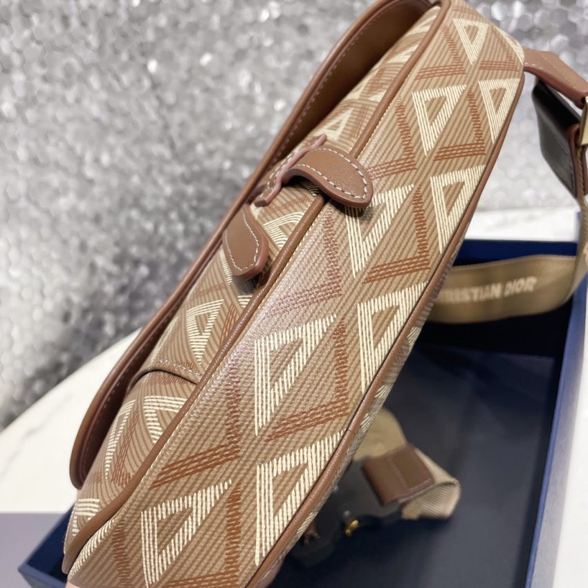 20220618_i1655534829_7986_3 Replica Dior Saddle Bag Brown Triangle - Image 5