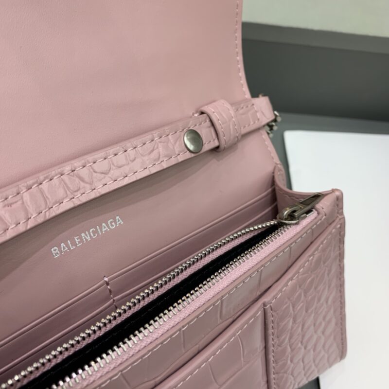 20220715_i1657852272_1231_7 Replica Balenciaga Hourglass On Chain Pink - Image 2