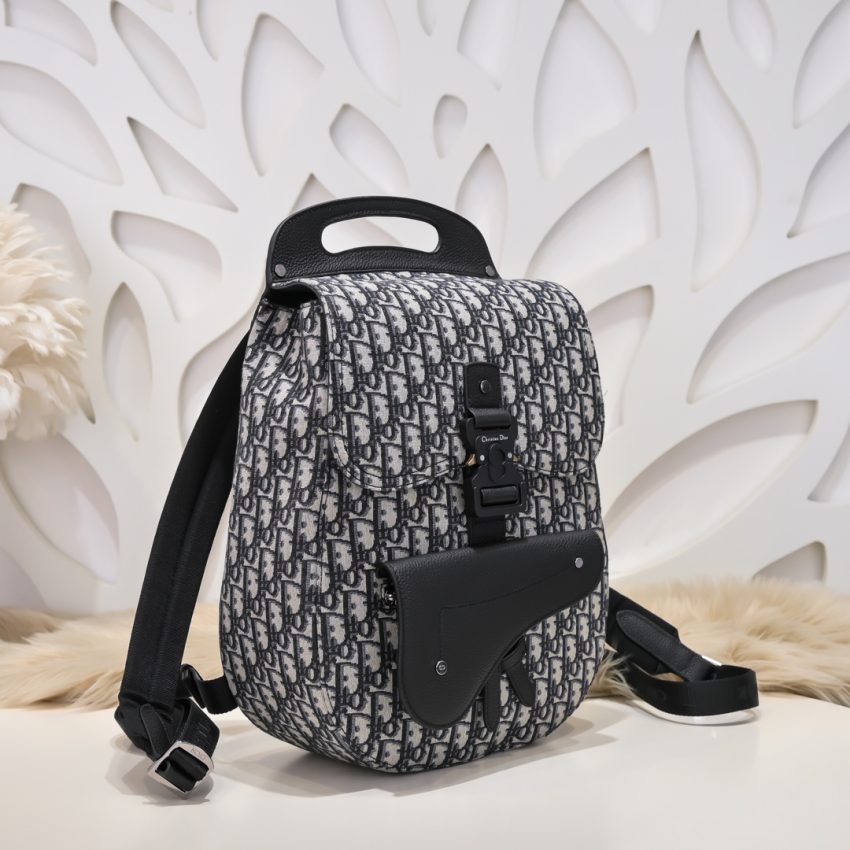 20220722_i1658424055_3193_2 Replica Dior Gallop Backpack - Image 4