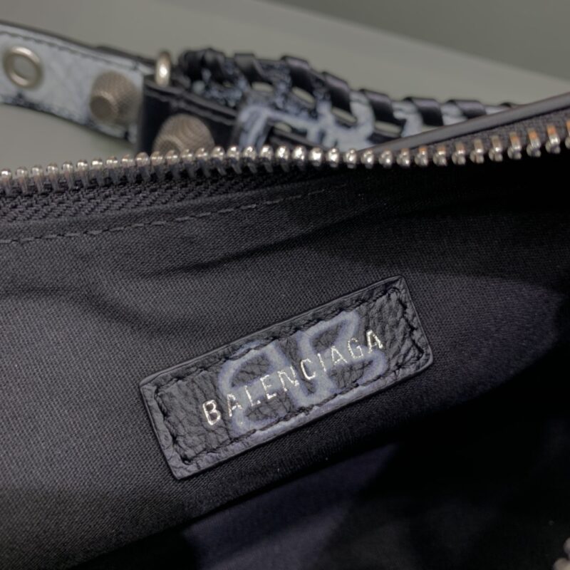 20220812_i1660277296_4129_6 Replica Balenciaga Le Cagole Graffiti Black - Image 4