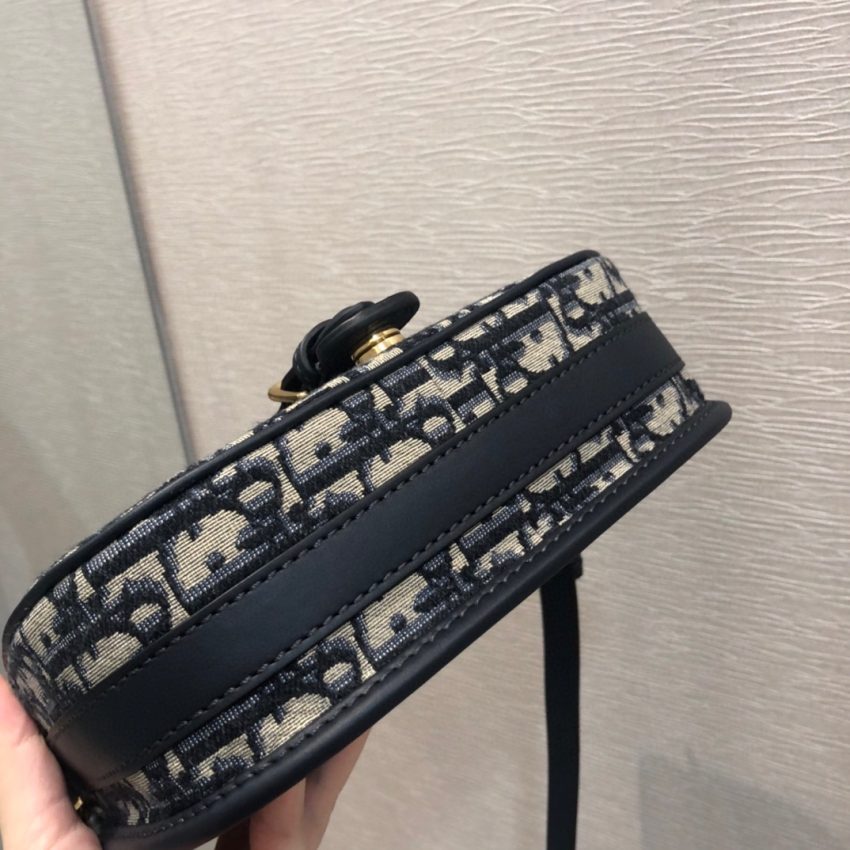 20220821_i1661067512_2102_4-1-1 Replica Dior Bobby CD Print - Image 5
