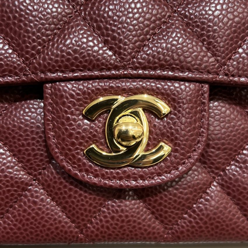 20221101_i1667235227_9774_4 Replica CHANEL Classic Flap - Image 12