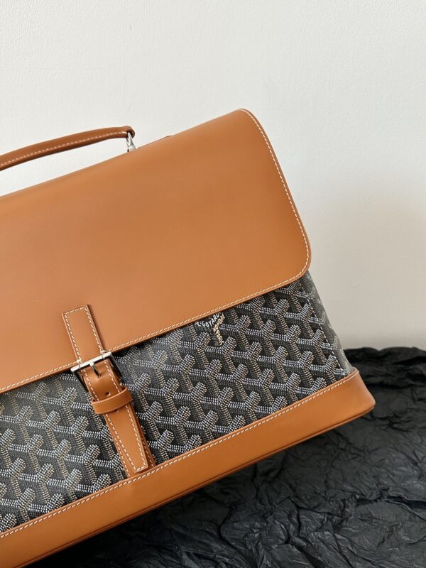 20221207_i1670395421_852_3 Replica Goyard Citadin Brown - Image 2