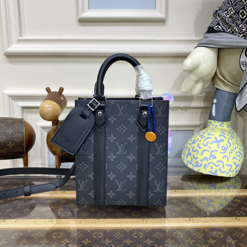 20230306_i1678100139_2036_0 Replica Louis Vuitton Sac Plat Mini