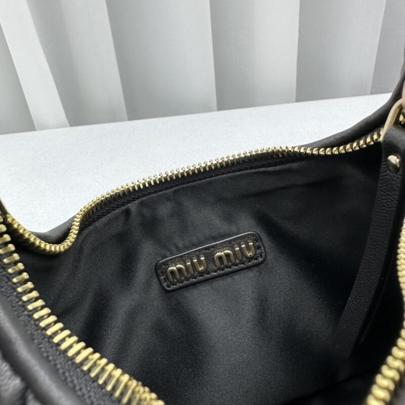 20230411_i1681186708_1773_7 Replica Miu Miu Wander Black - Image 4