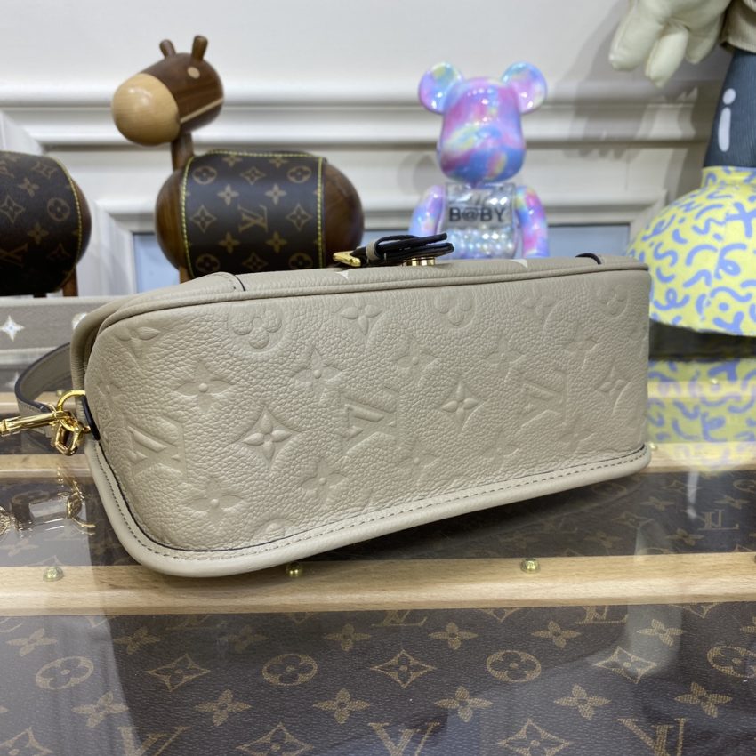 20230414_i1681465787_4477_3 Replica Louis Vuitton Nano Diane Satchel Beige - Image 3