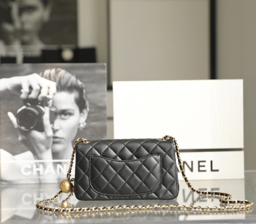 20230419_i1681881342_6500_4 Replica CHANEL CF 17cm Golden Ball Black - Image 5