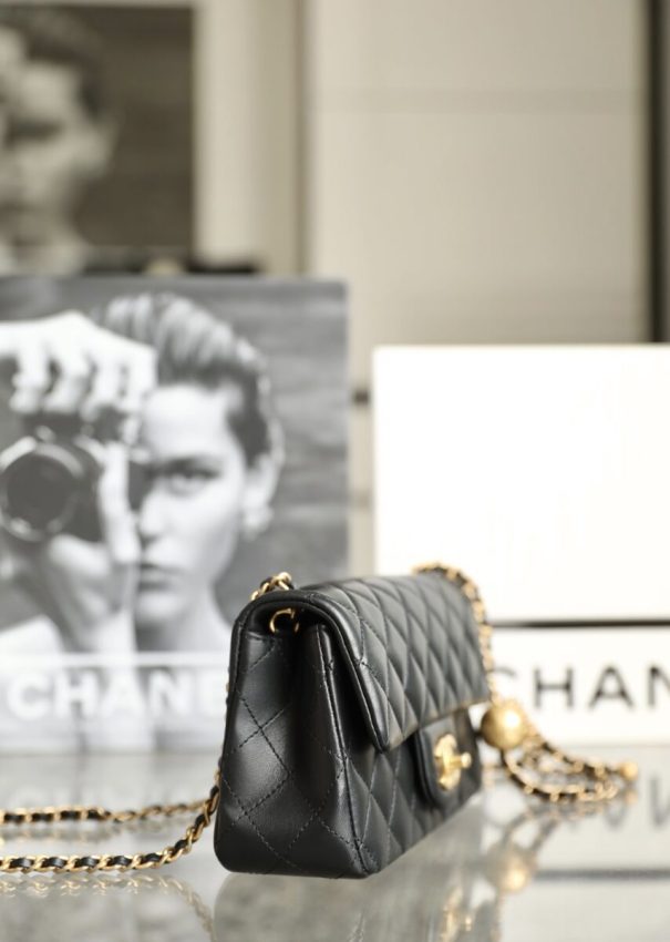 20230419_i1681881342_8232_3 Replica CHANEL CF 17cm Golden Ball Black - Image 7