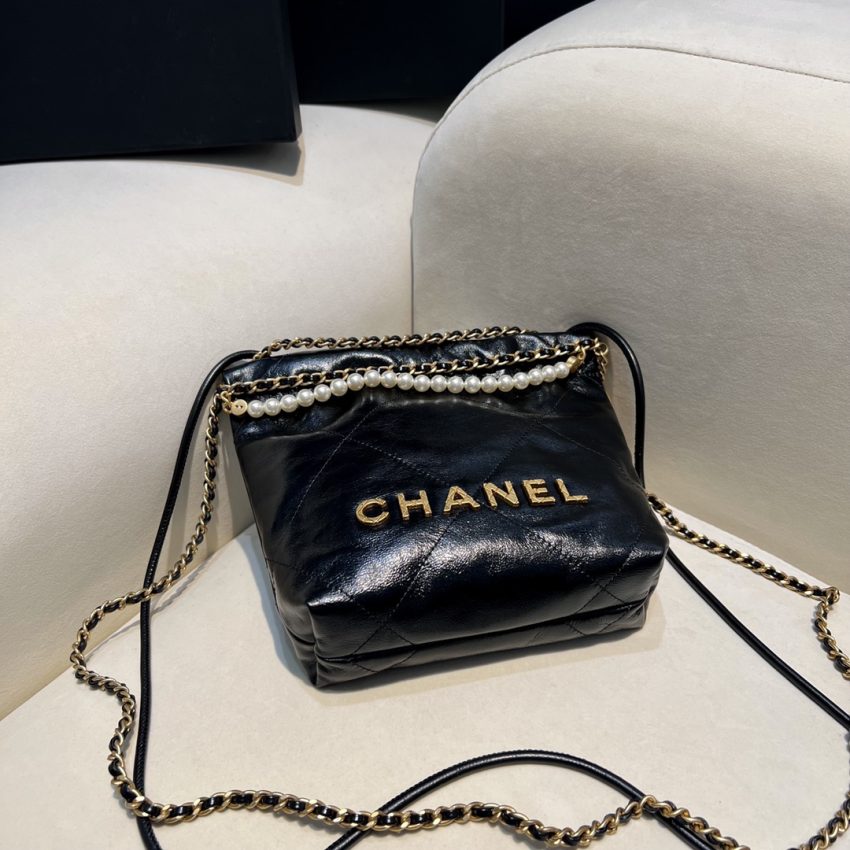 20230428_i1682672956_5876_3 Replica CHANEL Garbage Bag Black - Image 3