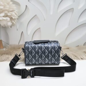 Replica Dior Lingot 22 Diamond Blue
