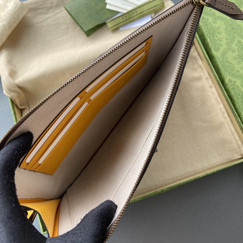 20230609_i1686288936_4200_6 Replica Gucci Neo Vintage Clutch - Image 7