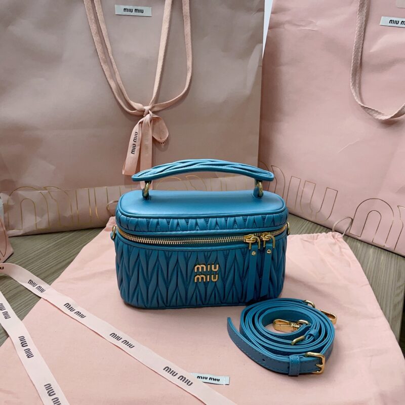 20230617_i1686939100_9811_0 Replica Miu Miu Cosmetic Bag Blue