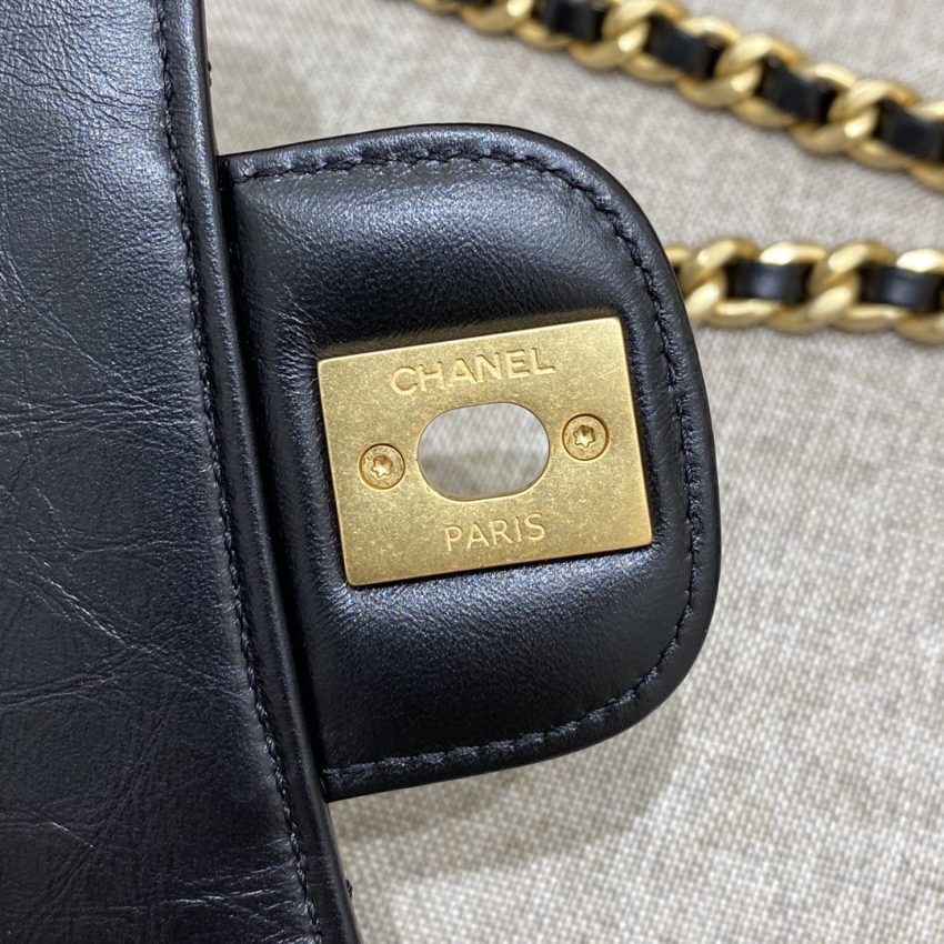 20230705_i1688536058_8198_7 Replica CHANEL 23S Messenger Bag - Image 7