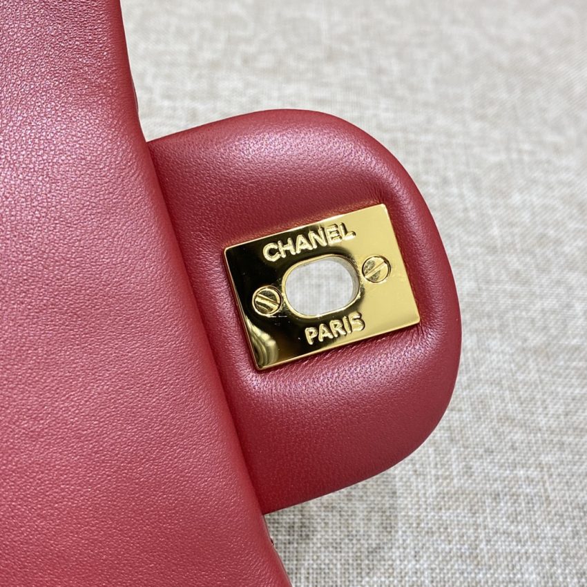 20230711_i1689083742_7640_8 Replica CHANEL Classic Flap 17cm Red - Image 7
