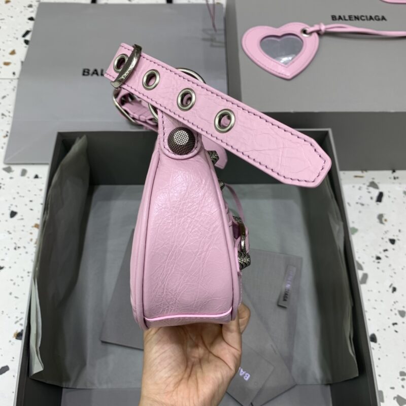 20230720_i1689821311_5156_2 Replica Balenciaga Le Cagole Pink - Image 3