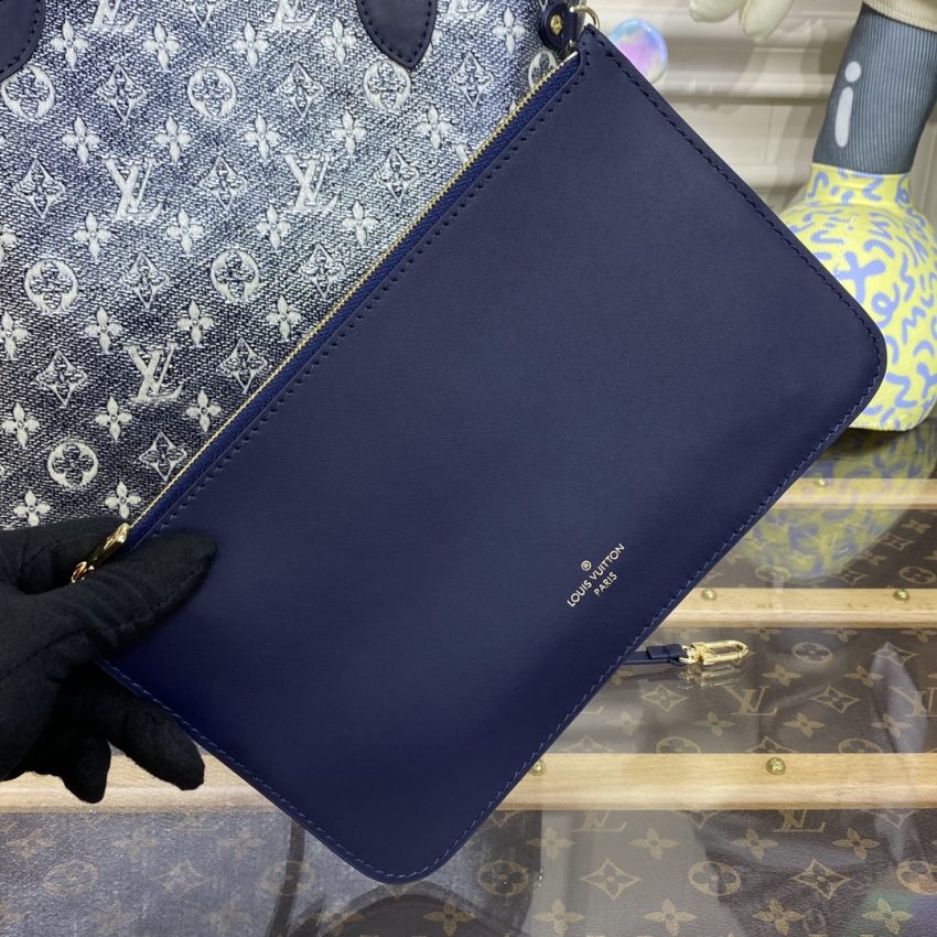20230727_i1690456558_495_4 Replica Louis Vuitton Neverfull MM Denim Blue - Image 2