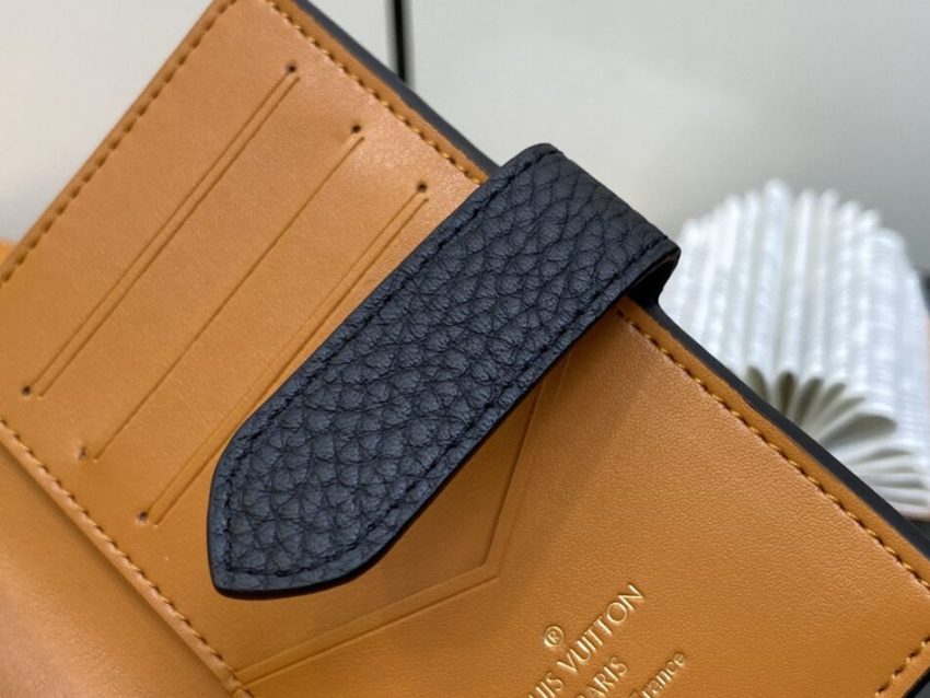 20230828_i1693154312_55_6 Replica Louis Vuitton Vertical Compact Wallet Black - Image 2