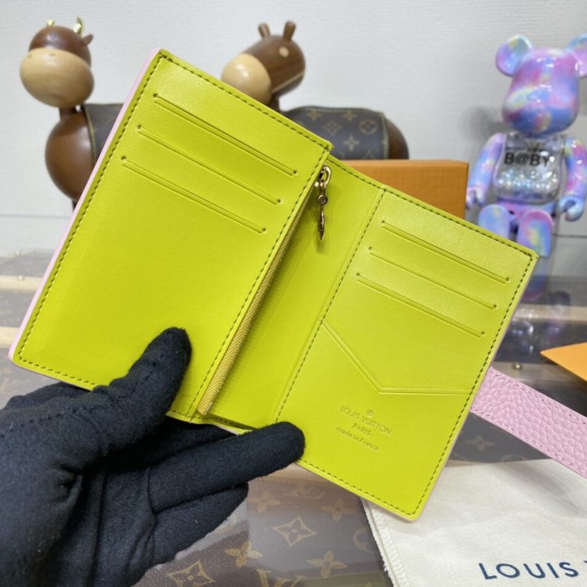 20230830_i1693397887_2674_7 Replica Louis Vuitton Vertical Compact Wallet Pink - Image 4