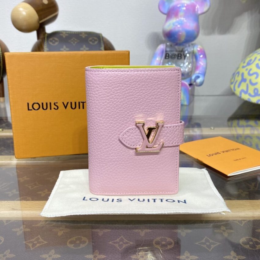 20230830_i1693397887_996_0 Replica Louis Vuitton Vertical Compact Wallet Pink