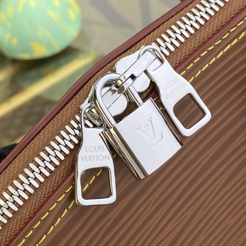 20230921_i1695294271_9021_5 Replica Louis Vuitton Alma Travel GM Brown - Image 5