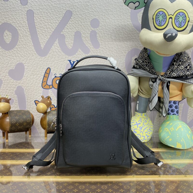 20231007_i1696679949_1298_0 Replica Louis Vuitton Avenue Backpack Black