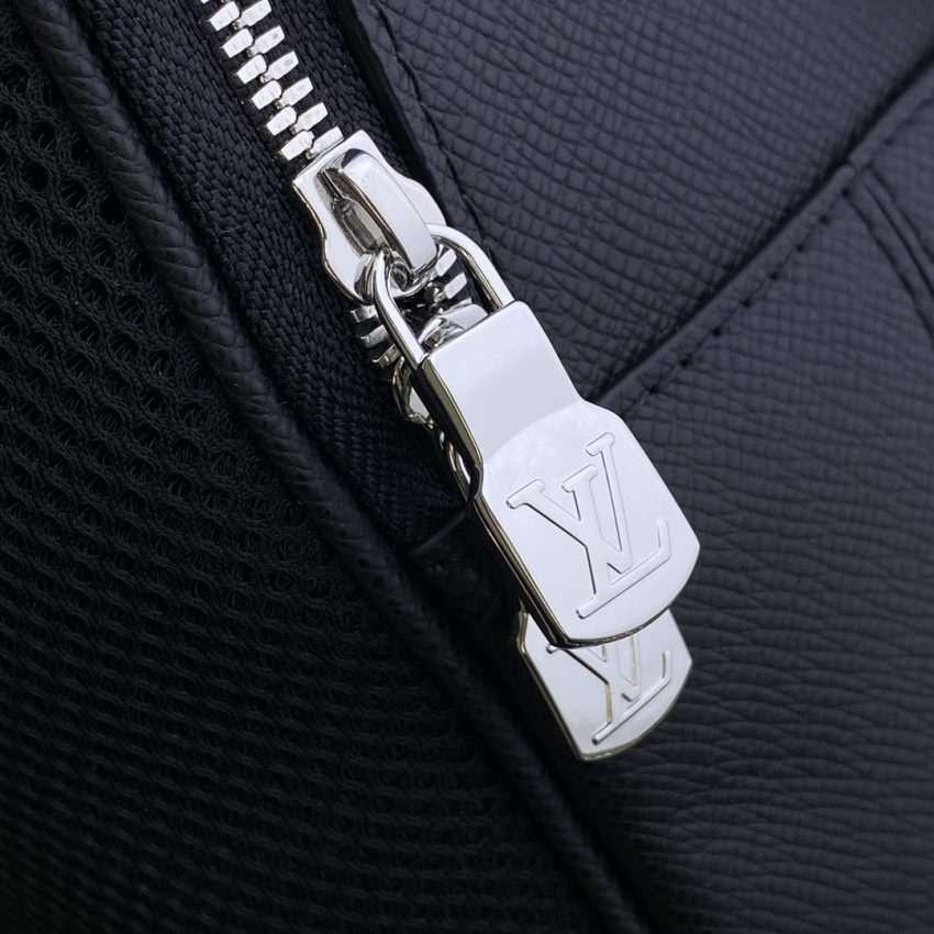 20231007_i1696679949_2434_6 Replica Louis Vuitton Avenue Backpack Black - Image 3