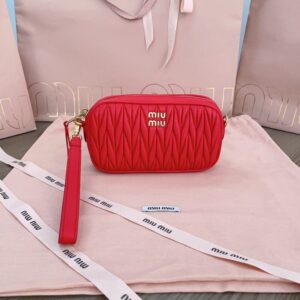 Elementor 页面 #30185 Replica Miu Miu Clutch Red