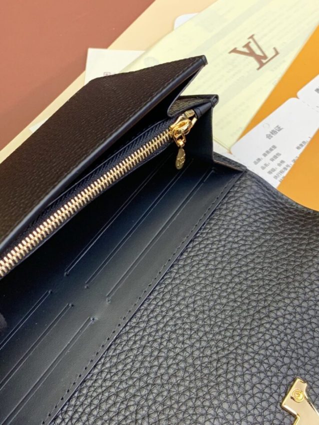 20240103_i1704253008_1331_5 Replica Louis Vuitton Capucines Long Black - Image 2