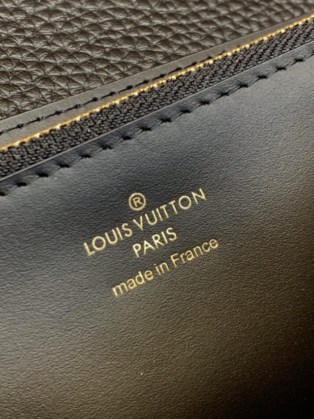 20240103_i1704253008_3936_7 Replica Louis Vuitton Capucines Long Black - Image 3