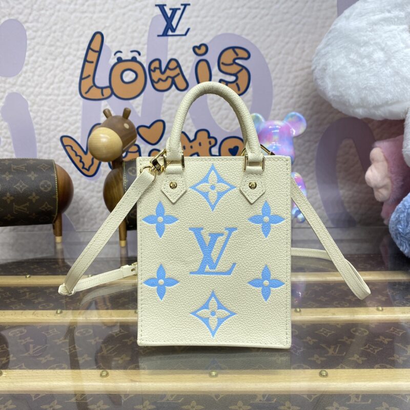 20240105_i1704455994_172_0 Replica Louis Vuitton Sac Plat Petit Blue
