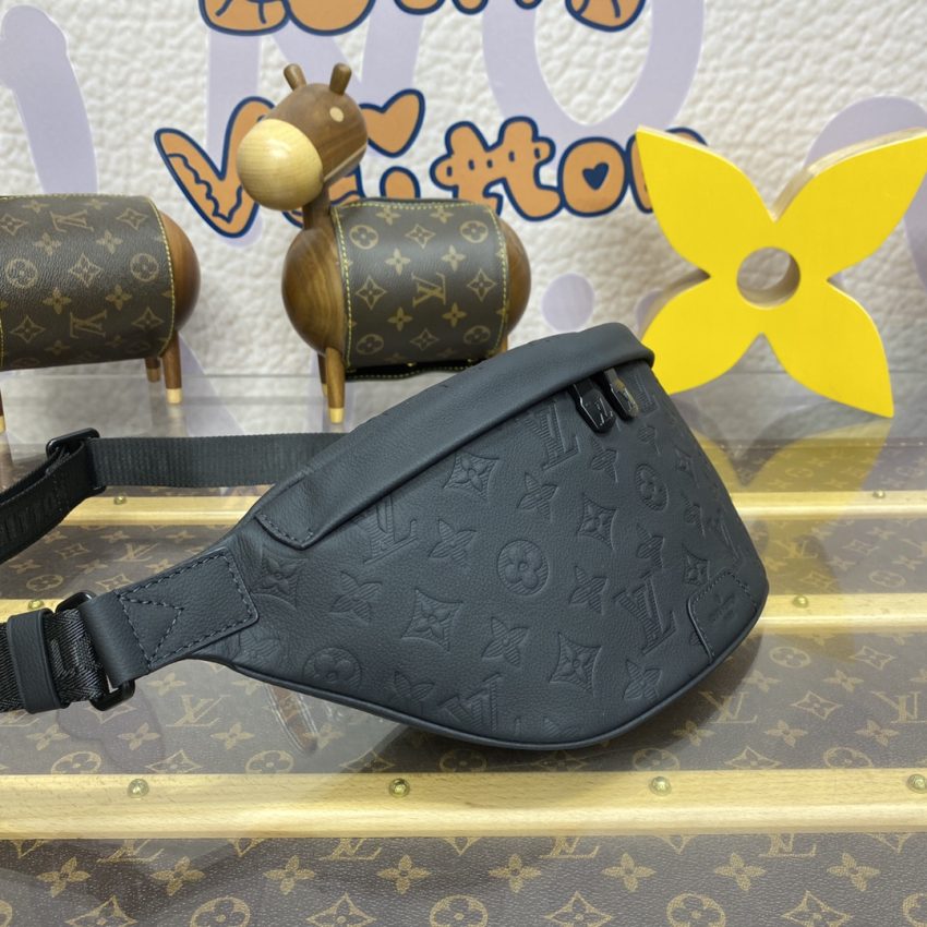 20240121_i1705840601_3166_1 Replica Louis Vuitton Bumbag Discovery Black Canvas - Image 3
