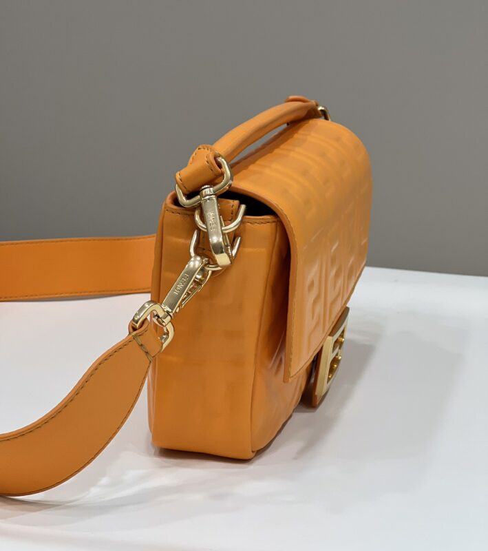 a4-2-15 Replica Fendi Baguette Orange - Image 4