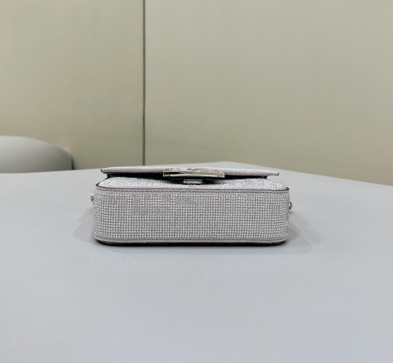 a4-59 Replica Fendi Baguette Silver Diamond - Image 4