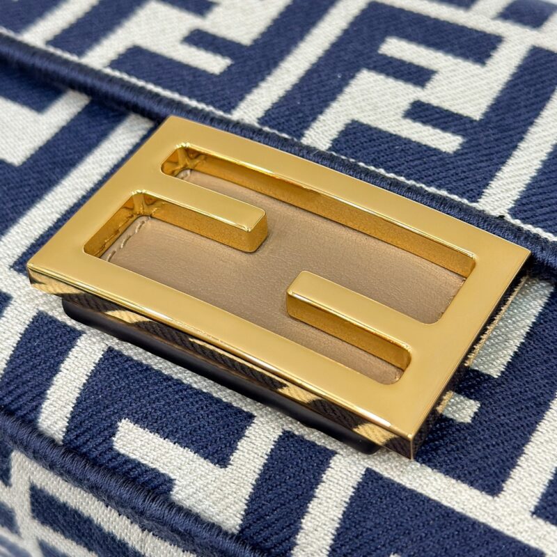 a5-61 Replica Fendi Baguette Small Cotton Blue - Image 5