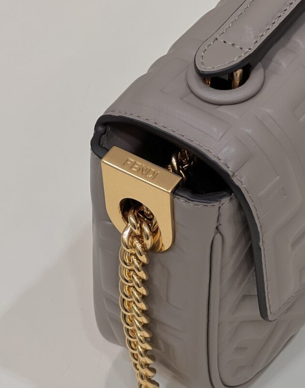 a6-3-11 Replica Fendi Baguette Sliding Chain Beige - Image 5